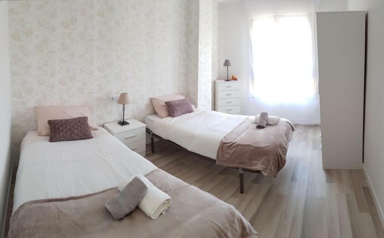 Apartamento "El Abuelo" Calahorra Luaran gambar